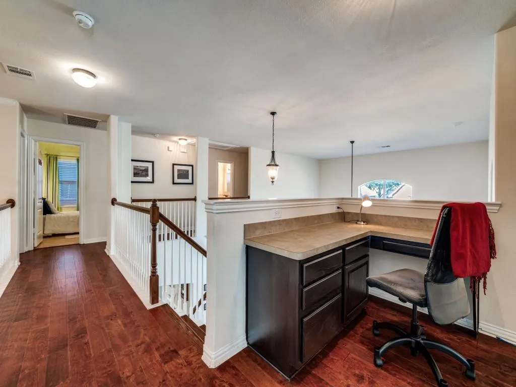 8708 Tanglewood Drive