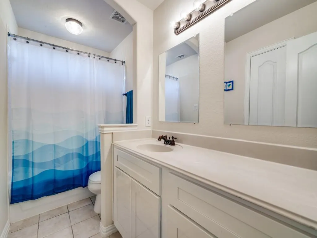 8708 Tanglewood Drive