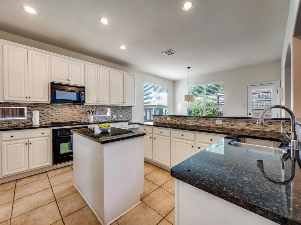 8708 Tanglewood Drive