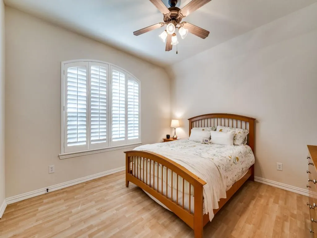 8708 Tanglewood Drive