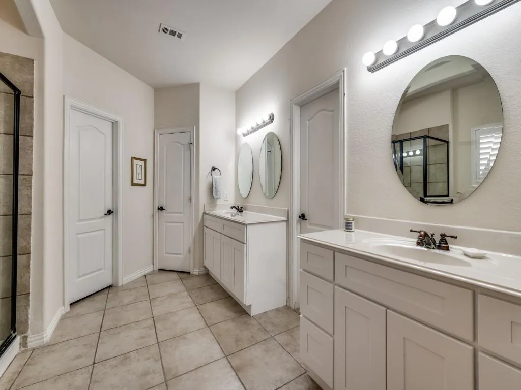 8708 Tanglewood Drive