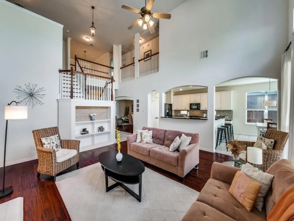 8708 Tanglewood Drive