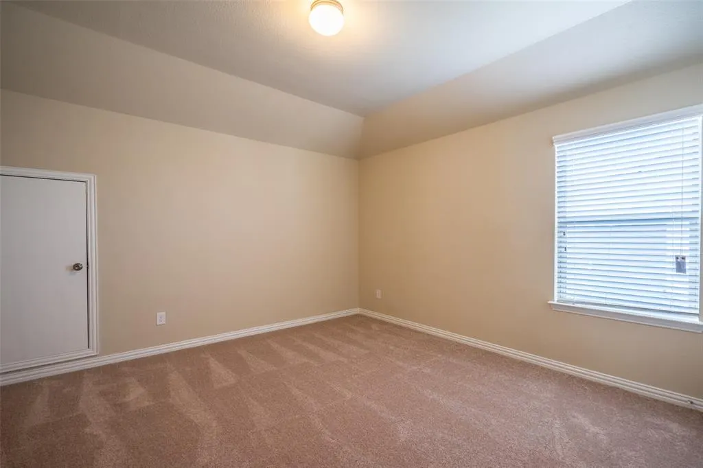 2401 Austin Lane