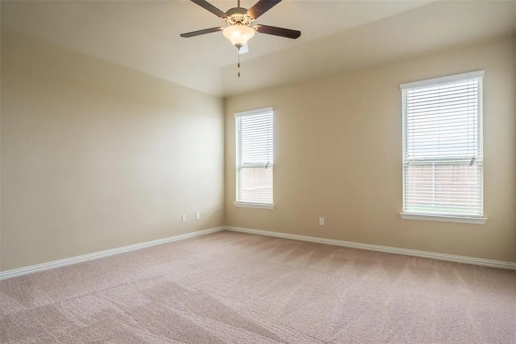 2401 Austin Lane