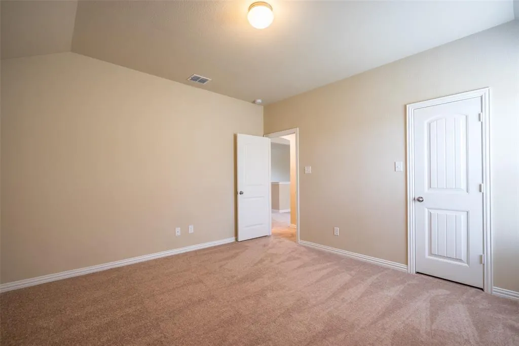 2401 Austin Lane