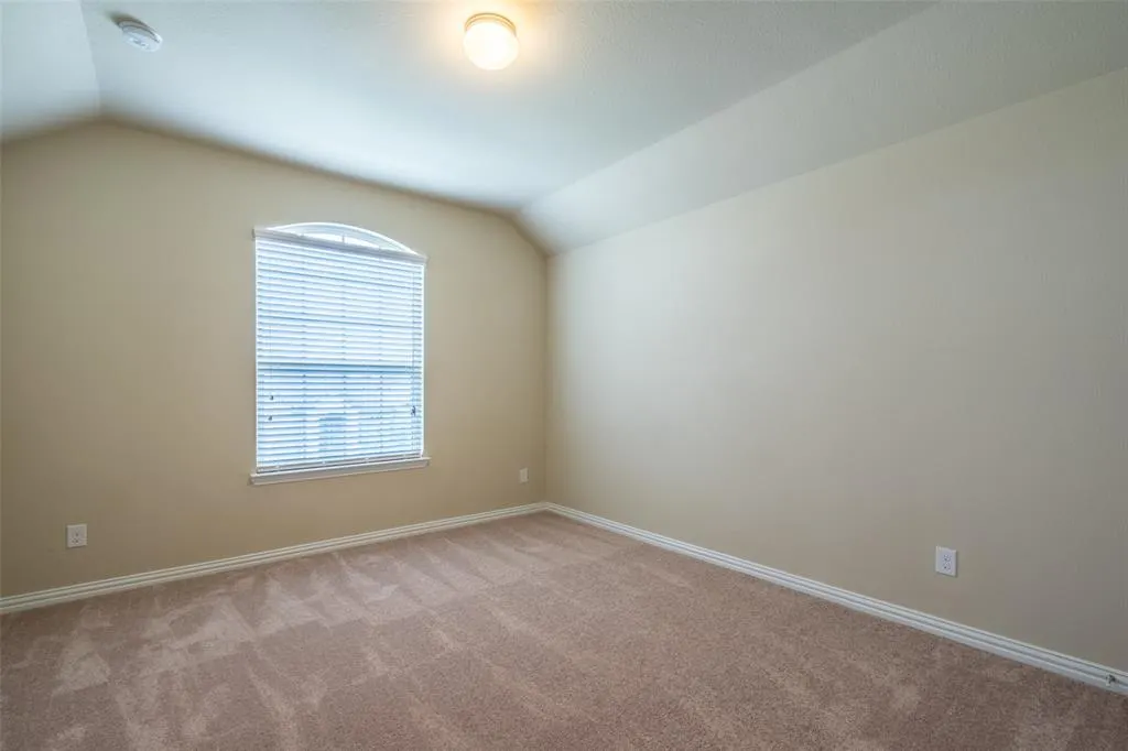 2401 Austin Lane