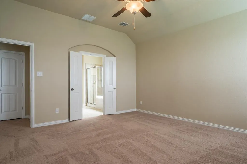 2401 Austin Lane