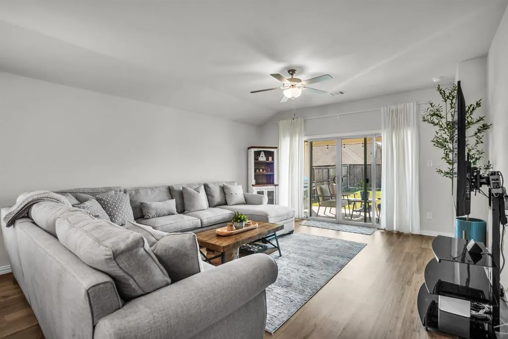 1700 Gold Mine Trail