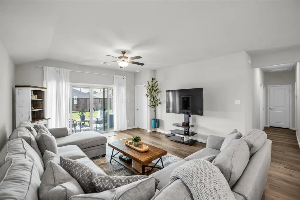 1700 Gold Mine Trail