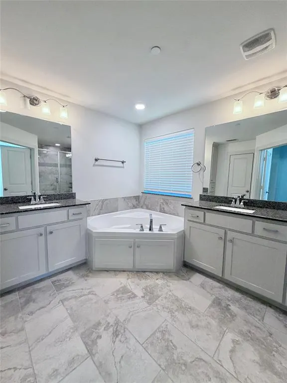 2733 Starburst Drive