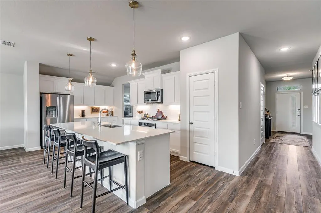 3006 Northshore Drive