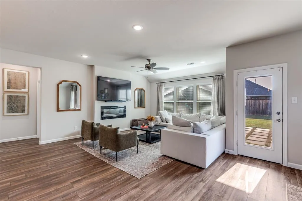 3006 Northshore Drive