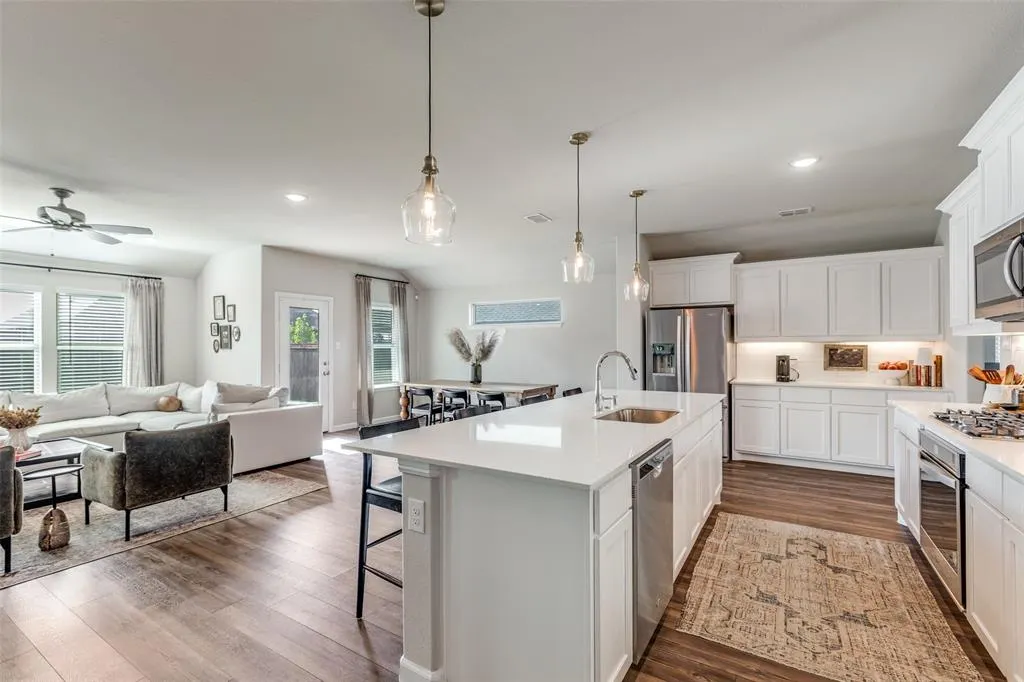 3006 Northshore Drive