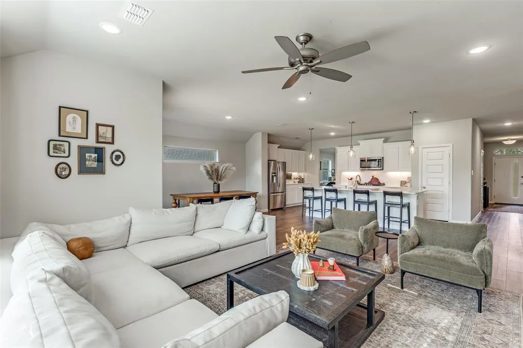 3006 Northshore Drive