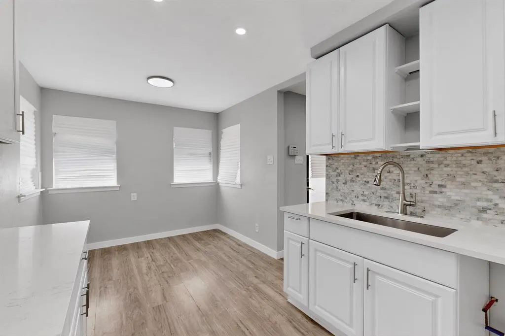 1120 Misty Glen Lane