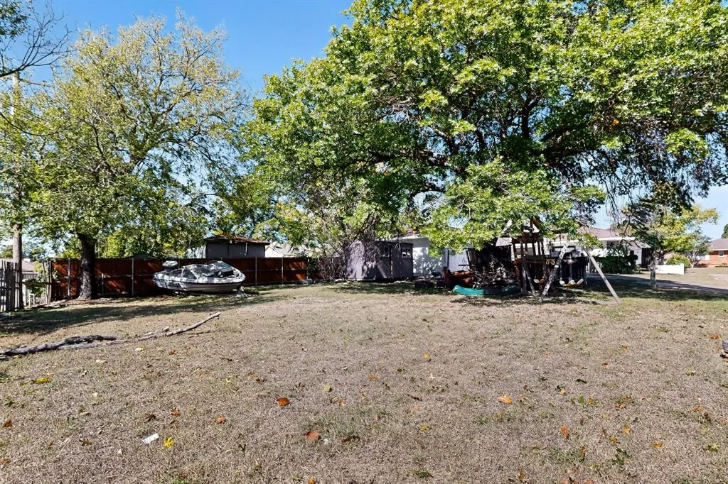 1120 Misty Glen Lane