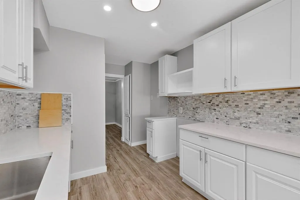 1120 Misty Glen Lane