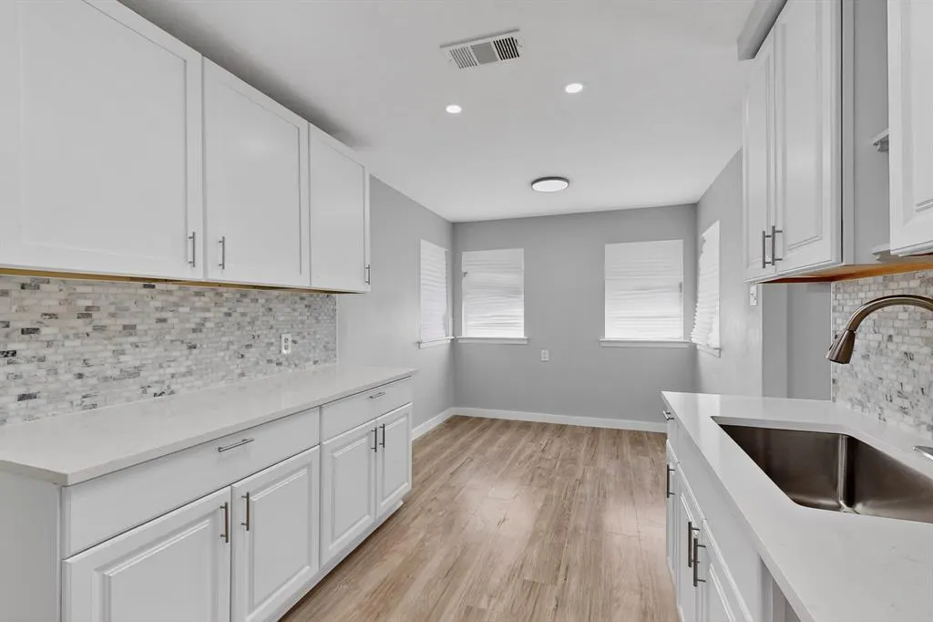 1120 Misty Glen Lane