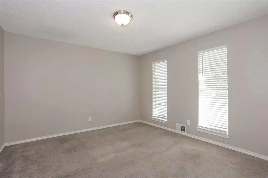 7011 Pickrell Drive