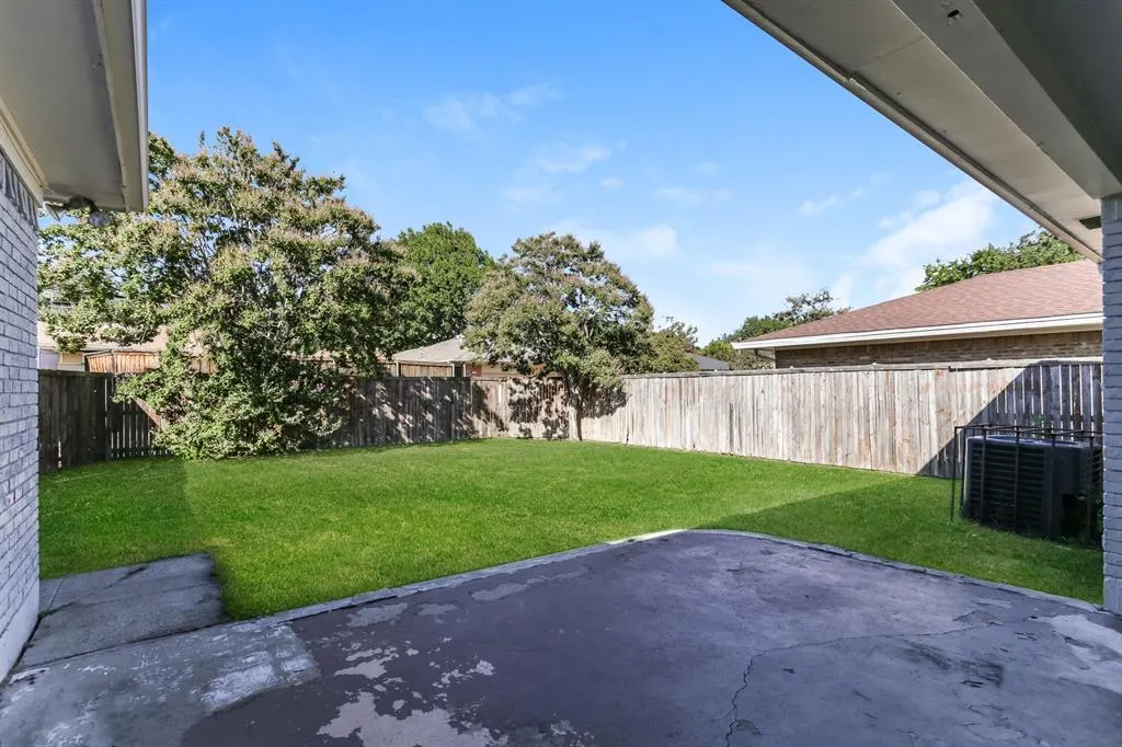 7011 Pickrell Drive