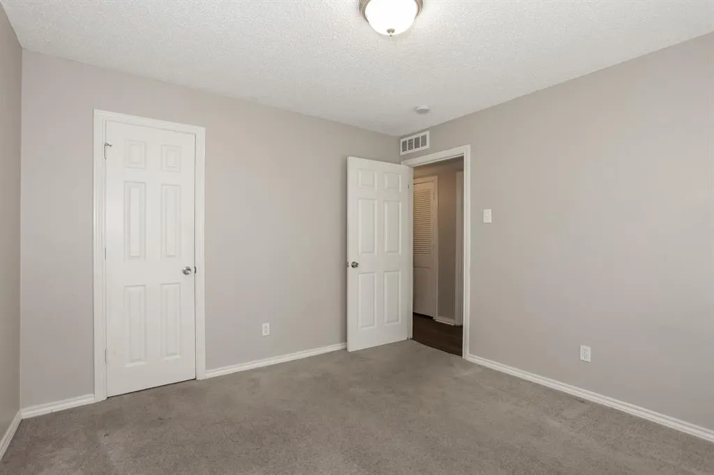 7011 Pickrell Drive