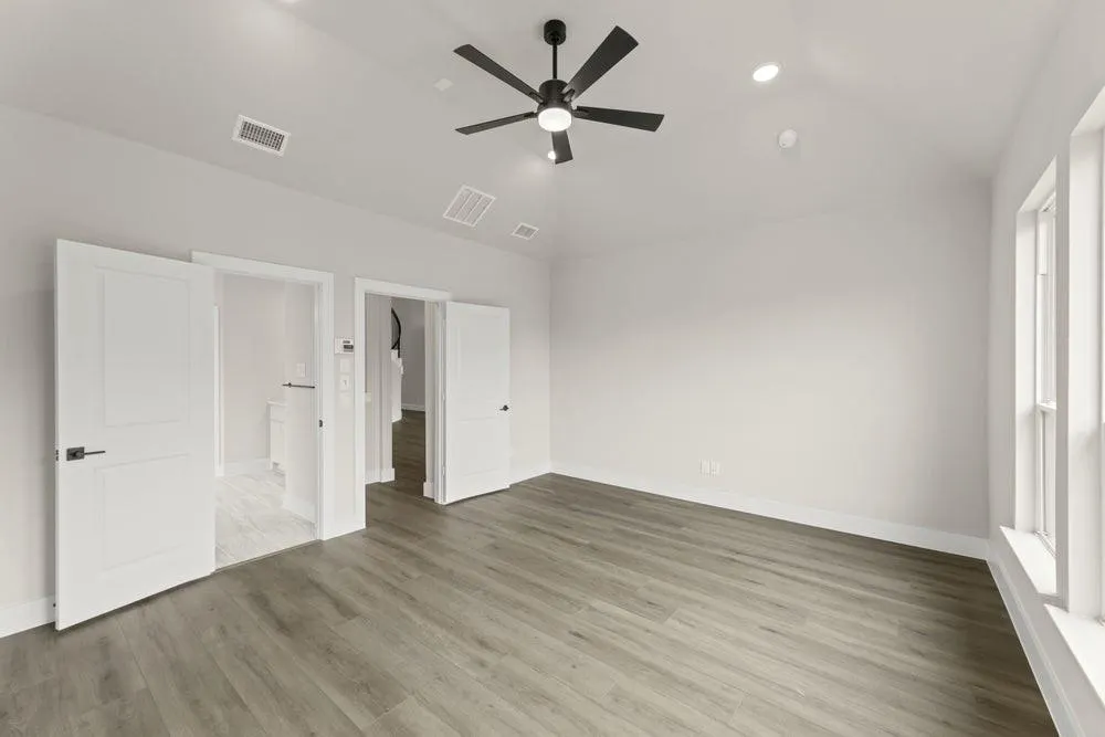 13728 Riola Drive