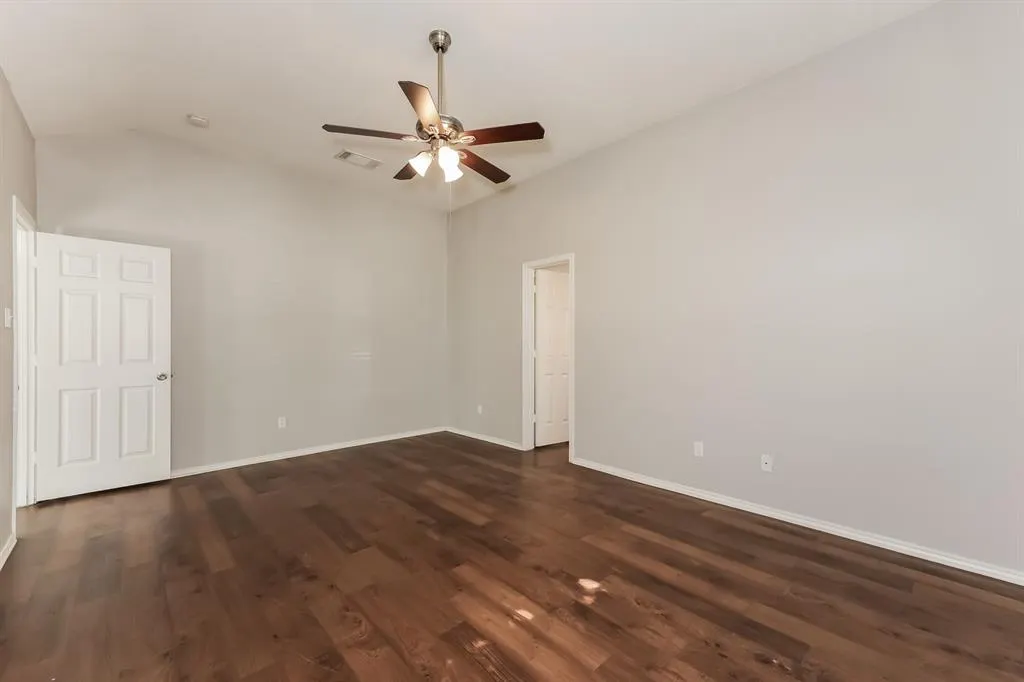 6339 Everglade Circle