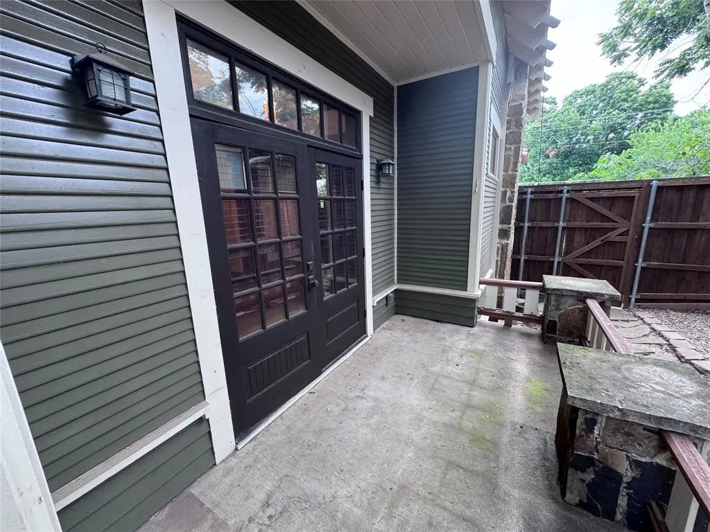 316 E 6th Street