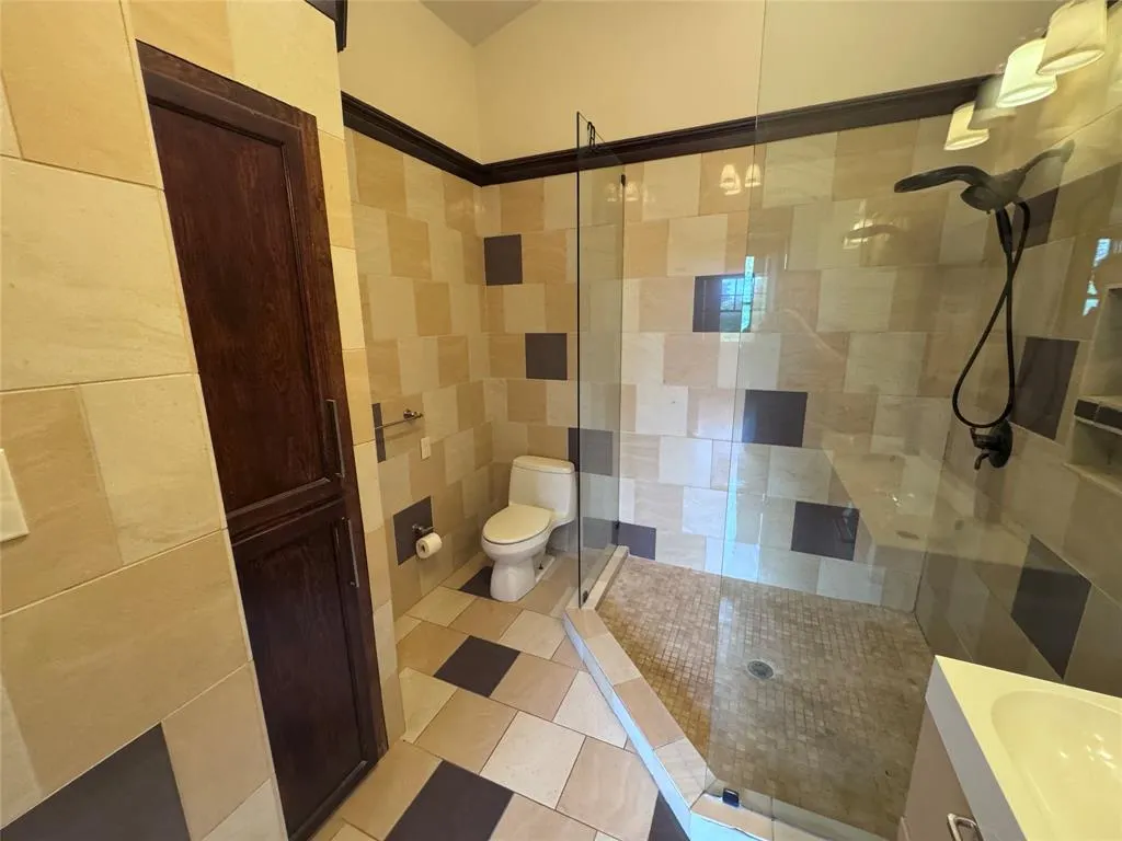 316 E 6th Street
