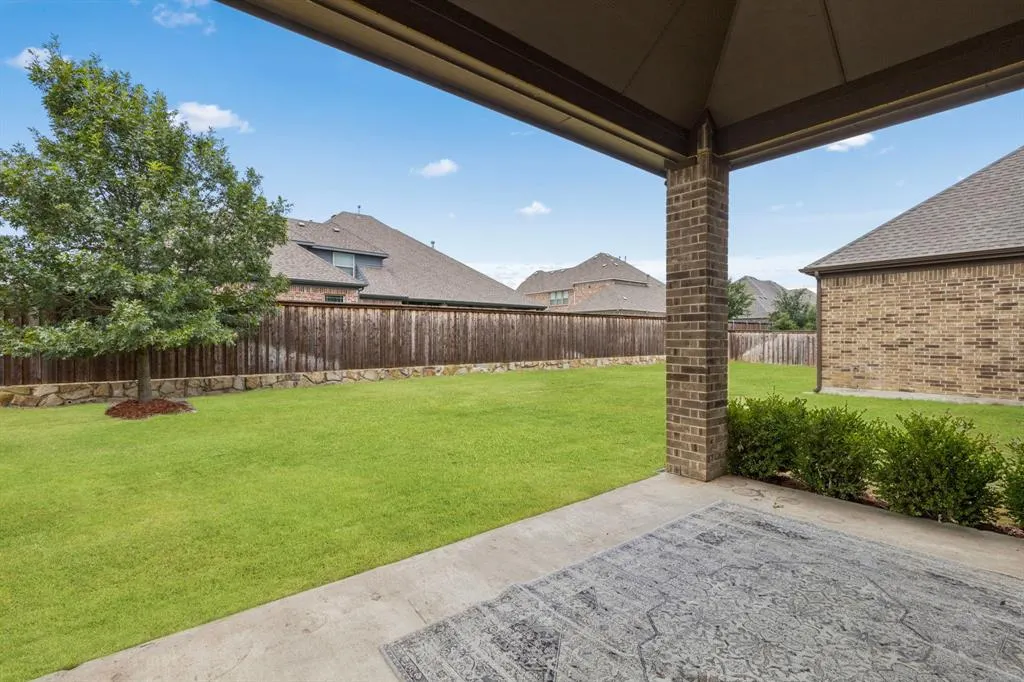 1531 Thackery Lane