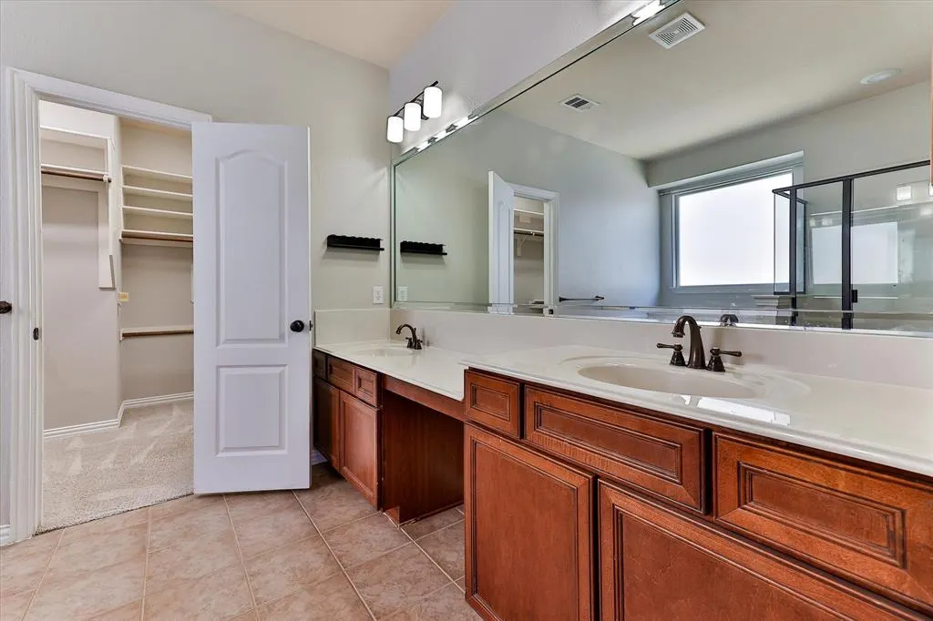 16017 Alvarado Drive
