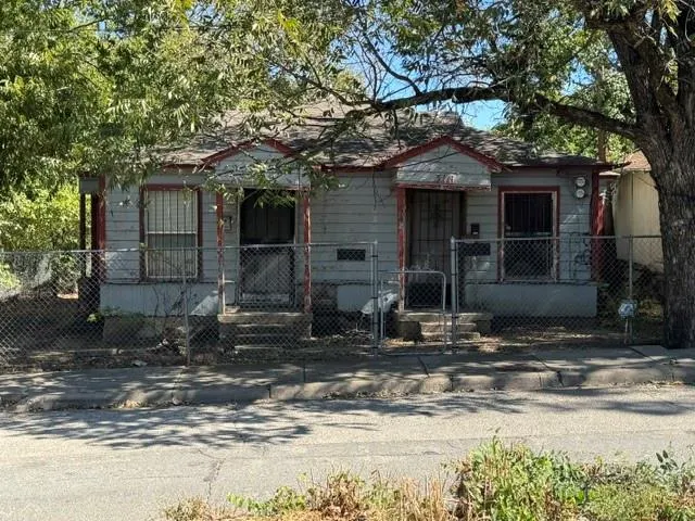 310 Lansing Street