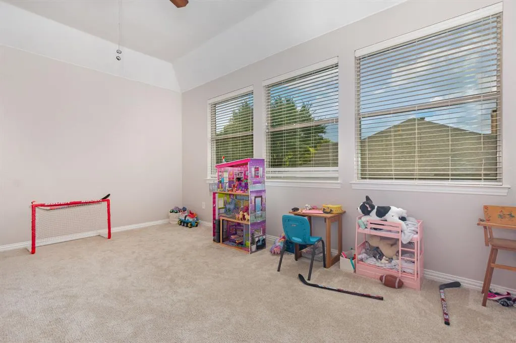 216 Orchard Park Court