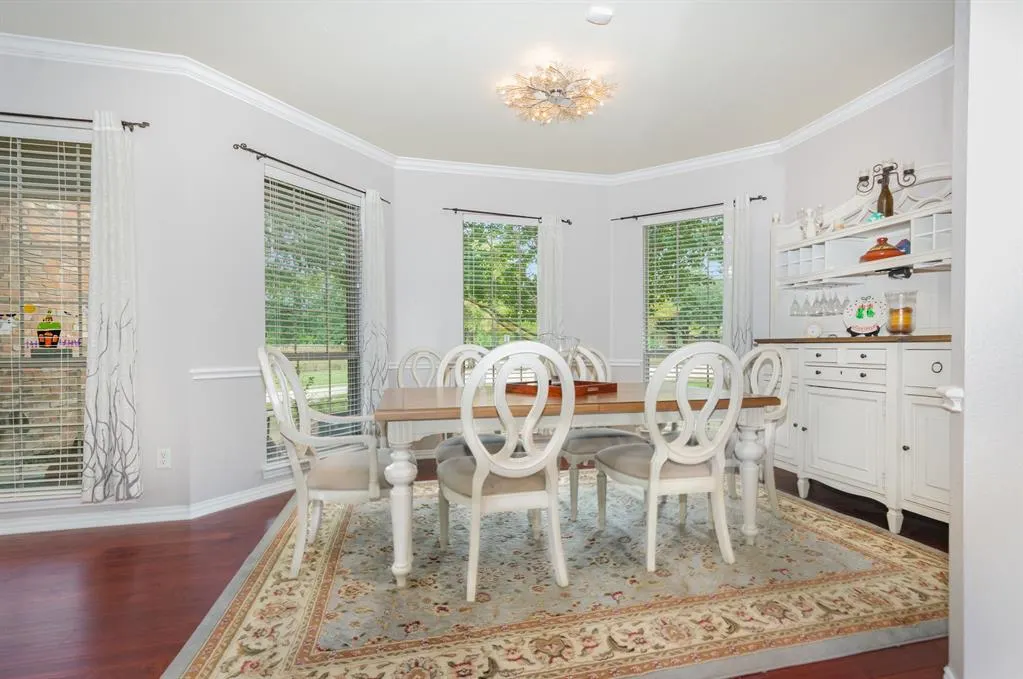 216 Orchard Park Court