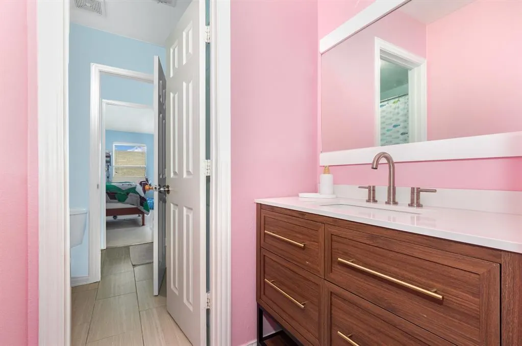 216 Orchard Park Court