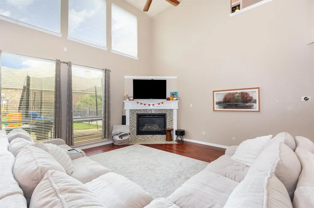 216 Orchard Park Court