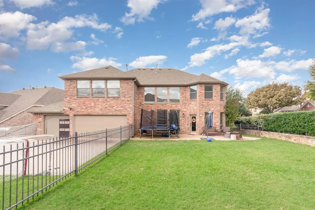 216 Orchard Park Court