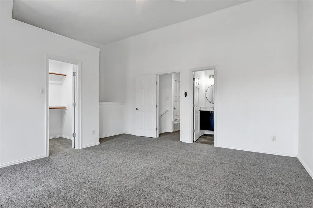 207 Starr Street