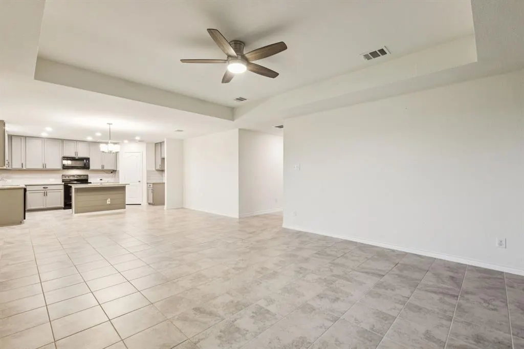 2617 Warren Lane