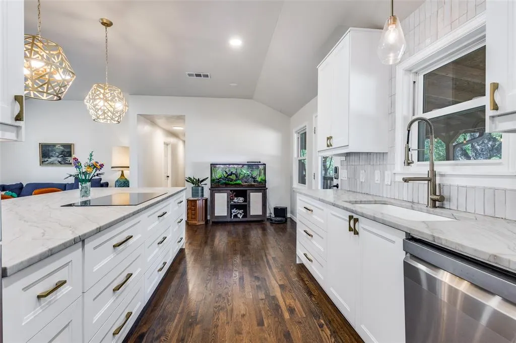 3756 County Road 997