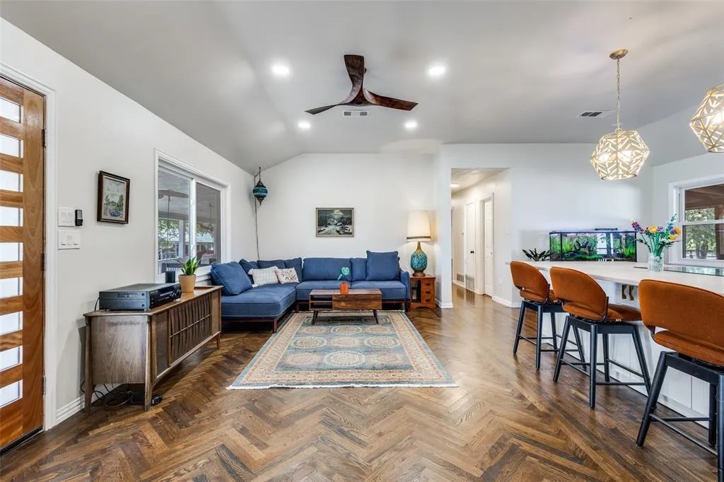 3756 County Road 997