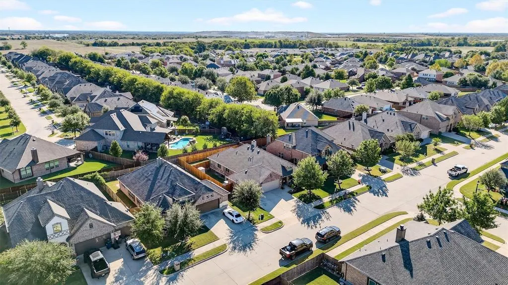 4422 Oak Bluff Drive