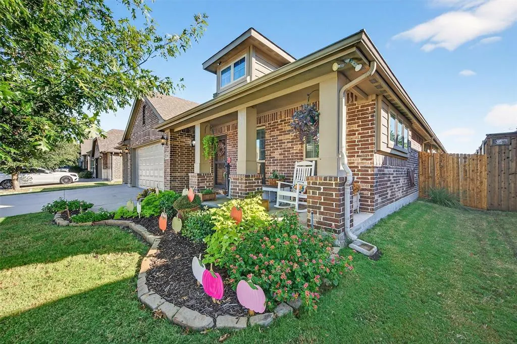 4422 Oak Bluff Drive