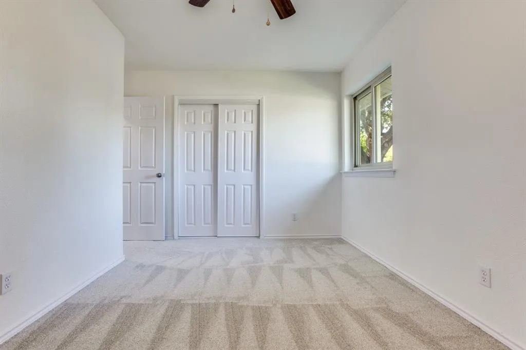 1712 Laurel Lane