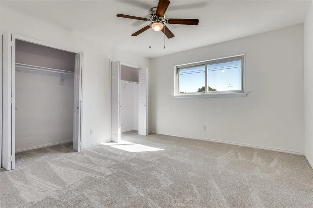 1712 Laurel Lane