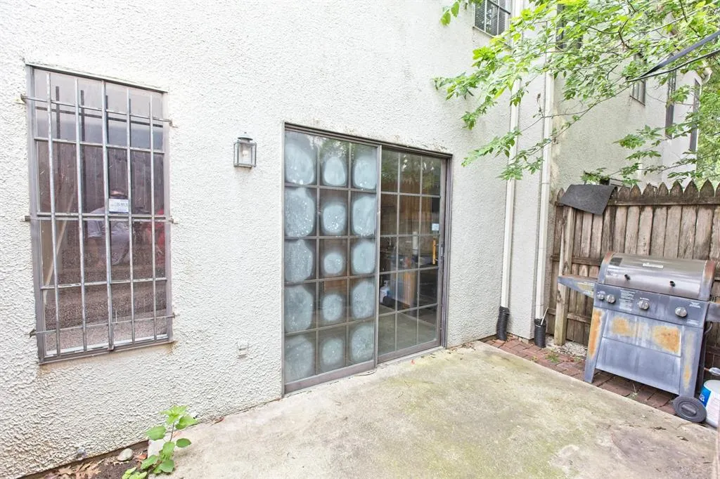 5000 Cedar Springs Road, #103