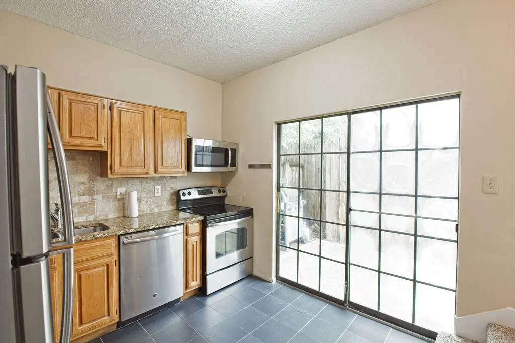 5000 Cedar Springs Road, #103