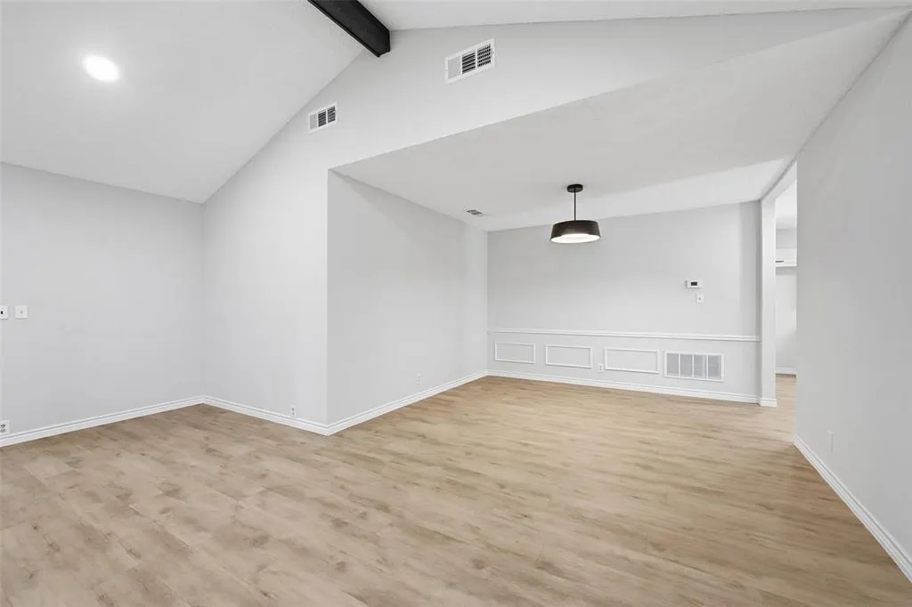 921 Autumn Lake Drive