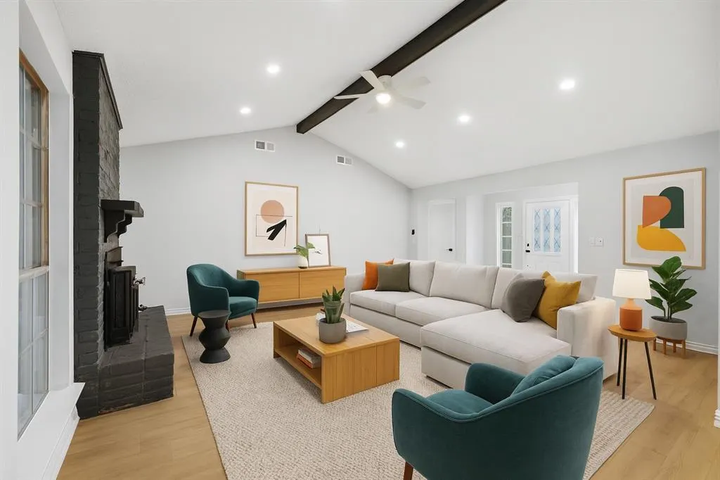 921 Autumn Lake Drive