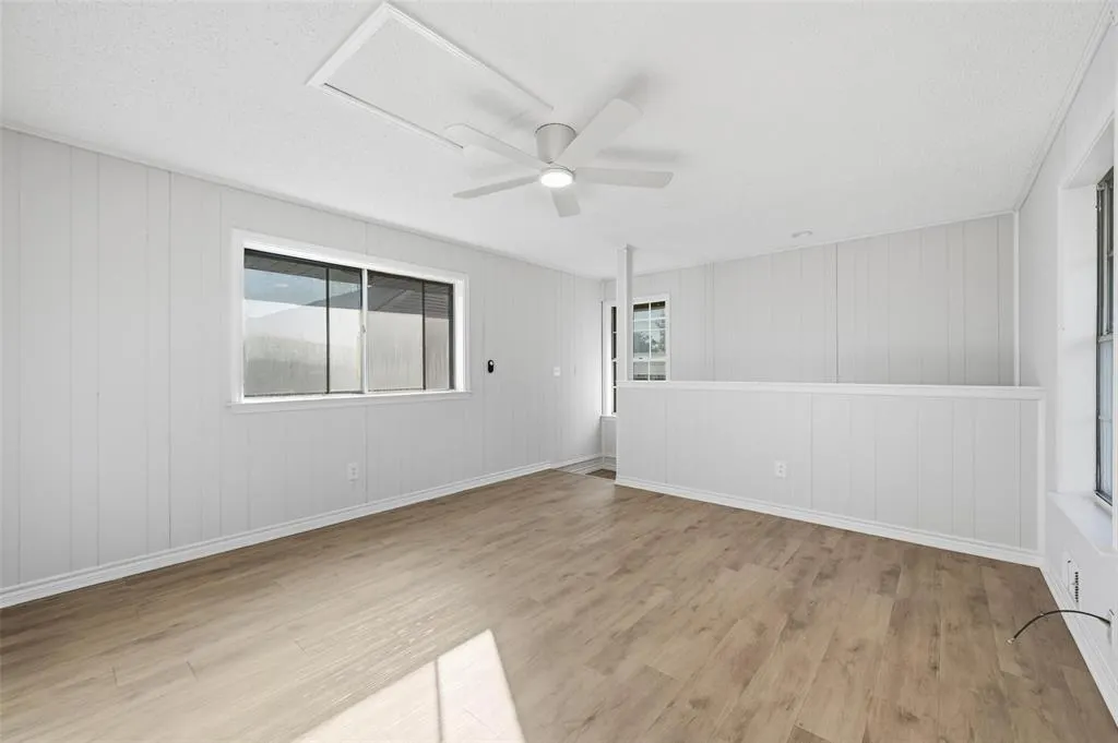 921 Autumn Lake Drive